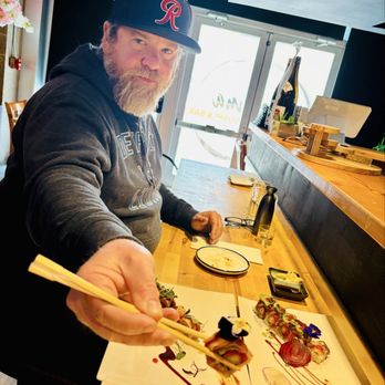 Sushi Kuma - Sushi Bars Near Me - Bonney Lake, Washington