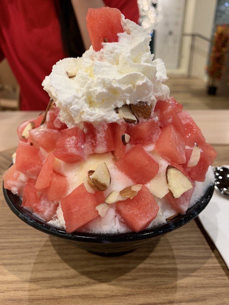 Jejubing Dessert Cafe 919 Photos 2 Reviews Desserts 1450 Ala Moana Blvd Honolulu Hi United States Phone Number Yelp