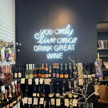 SCREWTOP WINE BAR - Updated November 2025 - 356 Photos & 403 Reviews