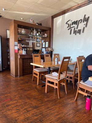 Simply Thai Restaurant by null