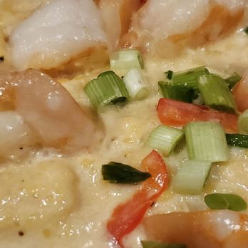 Maybank Public House - Shrimp and grits - American Near Me - Charleston, South Carolina Maybank Public House - Shrimp and grits - American Near Me - Charleston, South Carolina