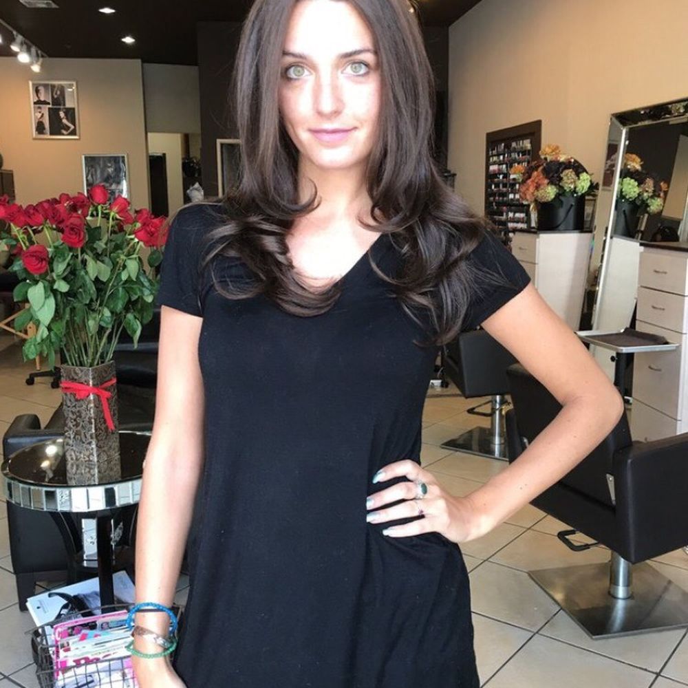 Lavish Beauty Lounge - Blow Dry/Out Services Near Me - Burbank , California