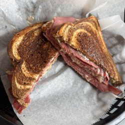 The Bethel Sugar Shack - ruben