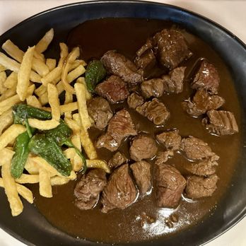 Racó de la Vila - Chopped Sirloin with Pedro Ximénez Sauce - Spanish Near Me - Barcelona, B Racó de la Vila - Chopped Sirloin with Pedro Ximénez Sauce - Spanish Near Me - Barcelona, B