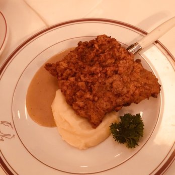 Le Swan - Chicken fried steak - French Near Me - Toronto, Ontario