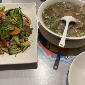 Lang Van - Vietnamese Near Me - Charlotte, North Carolina