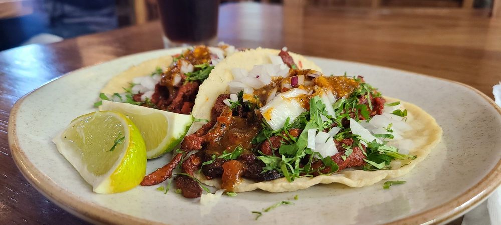 Los Molcajetes Bar & Grill