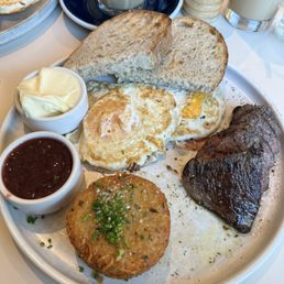 Big Brekky with steak!