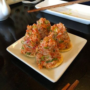 Saint Sushi Plateau - Christmas trees - Sushi Bars Near Me - Montreal, Quebec Saint Sushi Plateau - Christmas trees - Sushi Bars Near Me - Montreal, Quebec