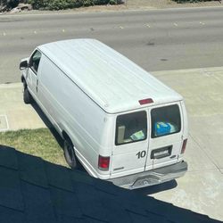 OnTrac - Parking on lawn instead of empty driveway or street