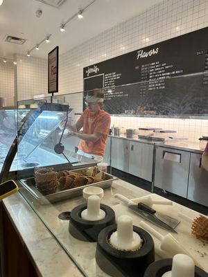 Jeni's Splendid Ice Creams by null