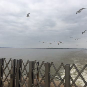 Jamestown-Scotland Ferry - Ferries Near Me - Surry, Virginia