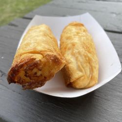 Yum Yum Shack - Mac n Cheese Eggrolls