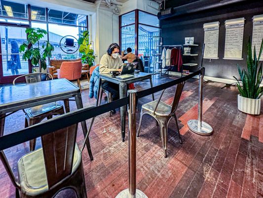 Top Hat Coffee Lounge by null