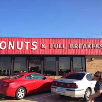 The Donut Shop & Bakery - two cars parked outside - Donuts Near Me - Richland, Mississippi The Donut Shop & Bakery - two cars parked outside - Donuts Near Me - Richland, Mississippi