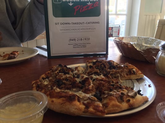 Beach Harbor Pizza by null