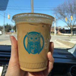 Blue Owl Coffee - East Lansing - Ice vanilla latte