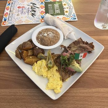 Dolche Cafe Mexifood - Carne Asada and Egg - Coffee & Tea Near Me - Chula Vista, California