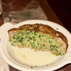 Hermon's - Garlic bread