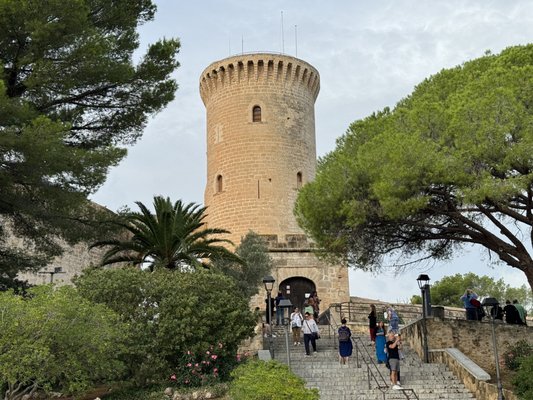 Castillo de Bellver by null