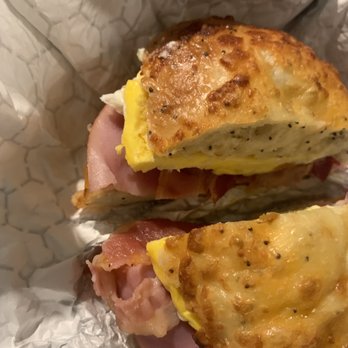 Noah's NY Bagels - Bagels Near Me - Davis, California Noah's NY Bagels - Bagels Near Me - Davis, California