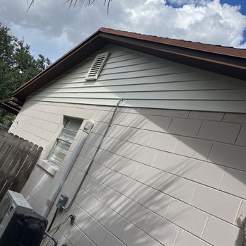 CJS Aluminum - New siding on gable end - Gutter Services Near Me - Orlando, Florida CJS Aluminum - New siding on gable end - Gutter Services Near Me - Orlando, Florida