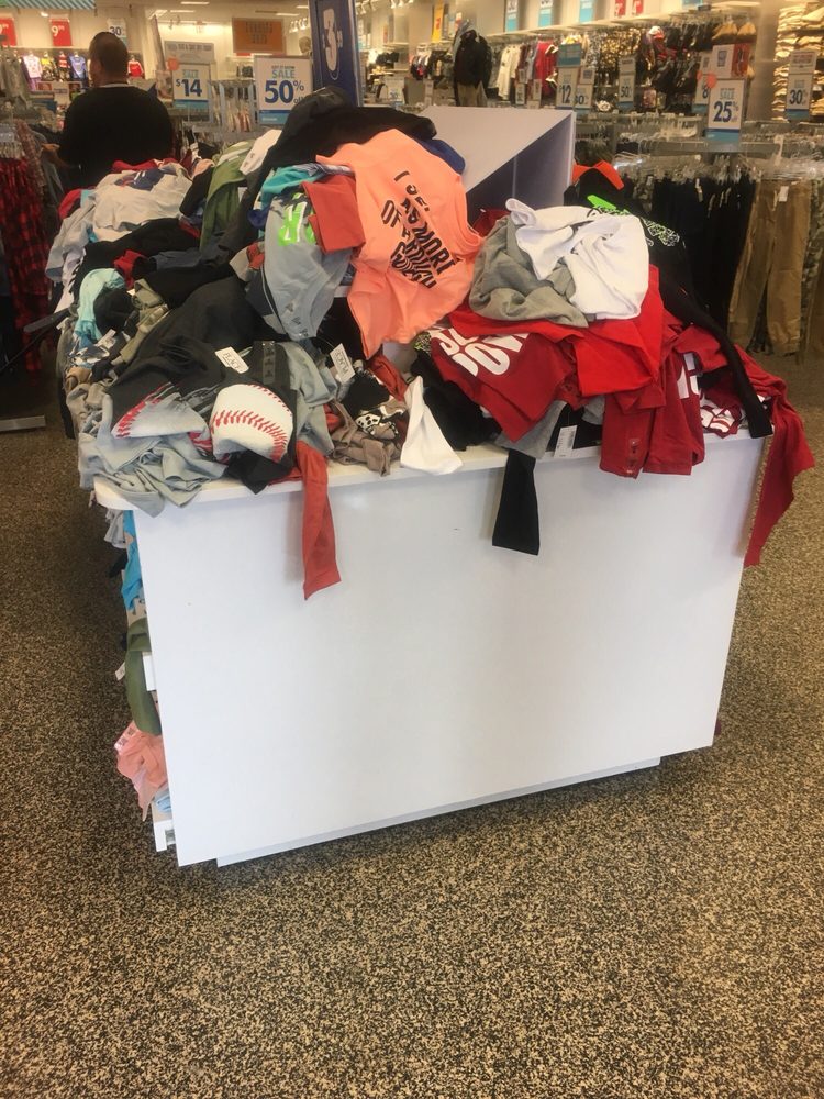 THE CHILDREN’S PLACE OUTLET Updated June 2024 561 S Fork Avenue Sw