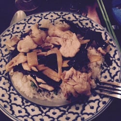 Lao Vientiane - Poulet champignons noirs, riz gluant