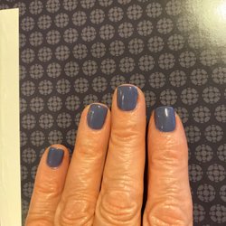 Ezel Nails