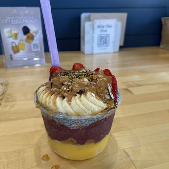 Island Bodega - Build your own Açaí bowl! - Acai Bowls Near Me - Cerritos, California Island Bodega - Build your own Açaí bowl! - Acai Bowls Near Me - Cerritos, California