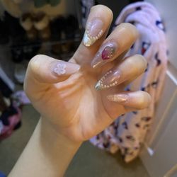 Florence Nails & Spa - Nails