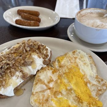 New Holiday Diner - Honey ricotta toast with eggs ( over hard) and a side of sausage and vanilla cappuccino!!! - Diners Near Me - Danbury, Connecticut New Holiday Diner - Honey ricotta toast with eggs ( over hard) and a side of sausage and vanilla cappuccino!!! - Diners Near Me - Danbury, Connecticut