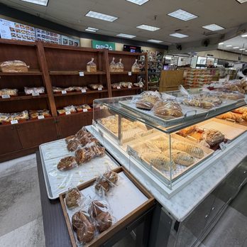 Bonjour Bakery - Inside - Bakeries Near Me - Walnut, California