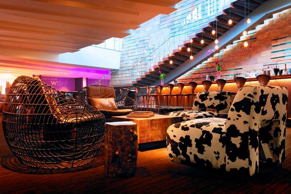 W Scottsdale by null