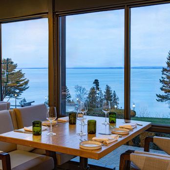 LE SAINT LAURENT - French Near Me - Charlevoix, Quebec LE SAINT LAURENT - French Near Me - Charlevoix, Quebec