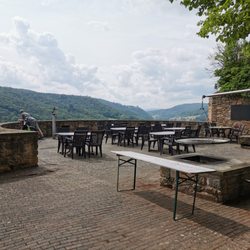 Restaurant FREIGEIST - Biergarte nebenan (Brotzeit und Getränke werden selbst mitgebracht)
