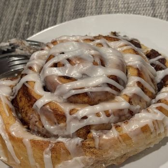 Alabama Hills Cafe & Bakery - Cinnamon roll - Bakeries Near Me - Lone Pine, California Alabama Hills Cafe & Bakery - Cinnamon roll - Bakeries Near Me - Lone Pine, California