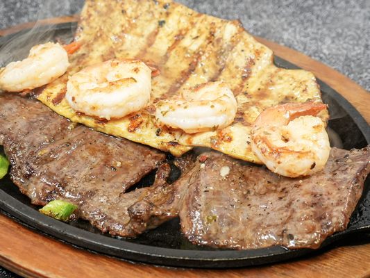 Colombian Steakhouse and Lounge by null