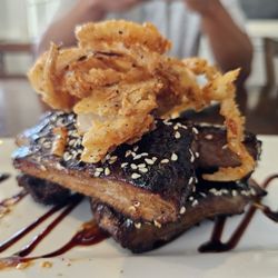 Tavern 19 - Sticky ribs (4.5/5)