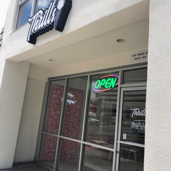 Thrills Soft Serve - Store front - Ice Cream & Frozen Yogurt Near Me - Honolulu, Hawaii Thrills Soft Serve - Store front - Ice Cream & Frozen Yogurt Near Me - Honolulu, Hawaii