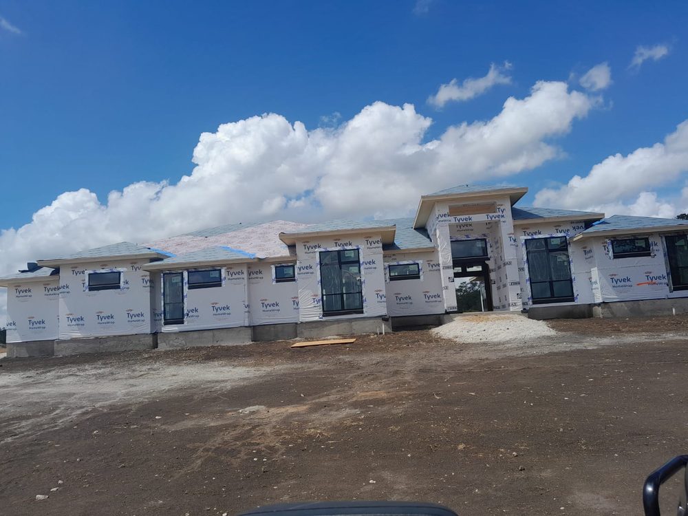 Slide of R Rodriguez Roofing