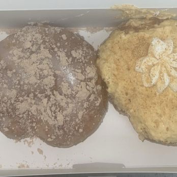 Parlor Doughnuts - Coconut Cream Filled French Toast - Donuts Near Me - Tempe, Arizona