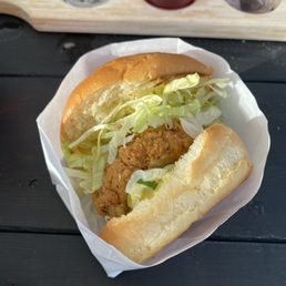 Crispy Chick'n Burger Crispy Chick'n Burger