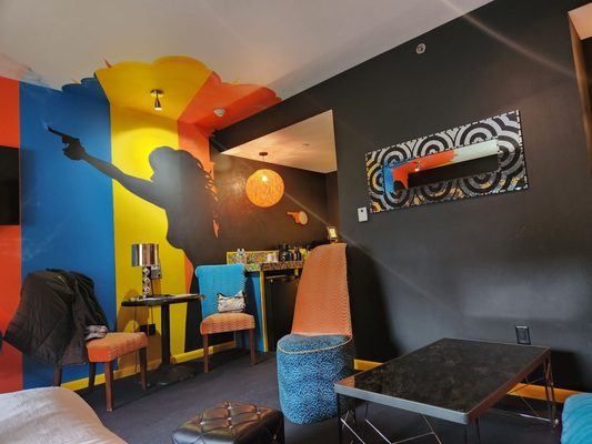 The Roxbury Hotel by null