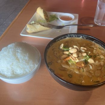 Thai On Brock - Veggie Panang curry - Thai Near Me - Whitby, Ontario