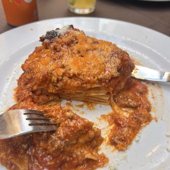 Il Barroccio - Lasagna - Italian Near Me - Rome, RM