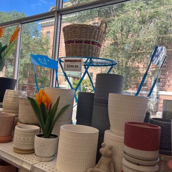 Federal Hill Ace Hardware - Indoor/ outdoor Planters - Hardware Stores Near Me - Baltimore, Maryland