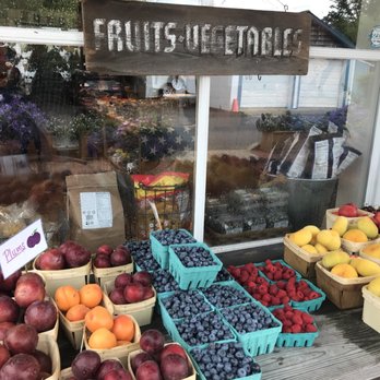 Round Swamp Farm - Farm fresh fruits - Seafood Markets Near Me - Bridgehampton, New York Round Swamp Farm - Farm fresh fruits - Seafood Markets Near Me - Bridgehampton, New York