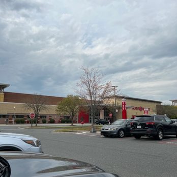 Target - Drive up full - Department Stores Near Me - Charlotte, North Carolina