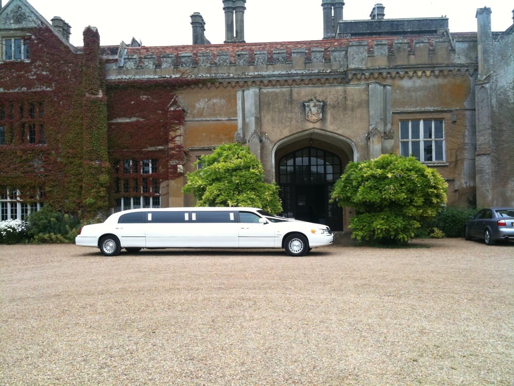 LIMO HIRE WORLD Request a Quote 1 Hockmore Street, Oxford, United Kingdom Limos Phone